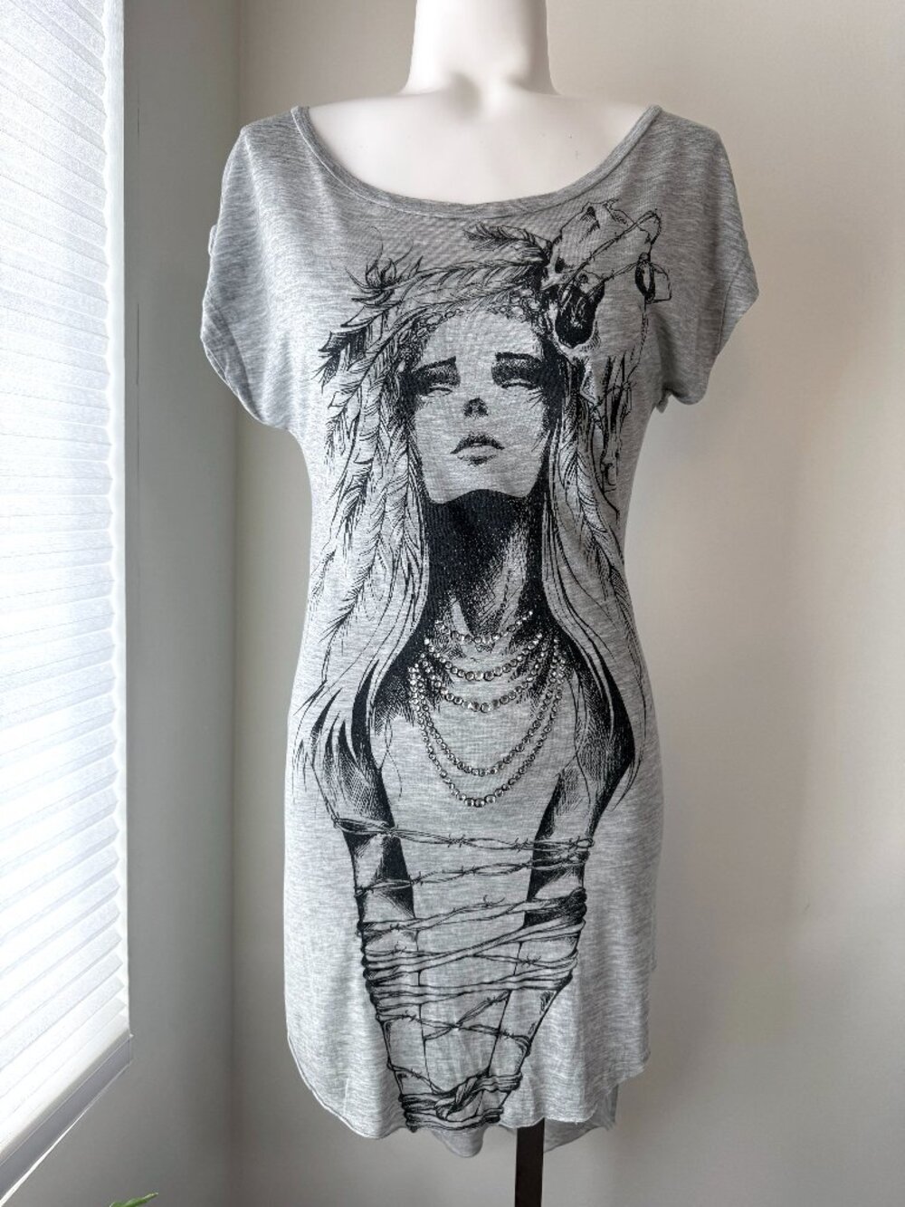 Authentic Thomas Wylde Grey Lyocell T-Shirt with Female Cow Skull Artwork